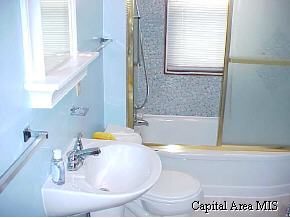 2337 East Keys Avenue Springfield, IL 62702 - Photo 4 of 9
