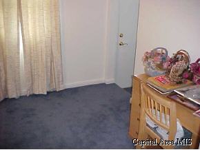 2337 East Keys Avenue Springfield, IL 62702 - Photo 8 of 9