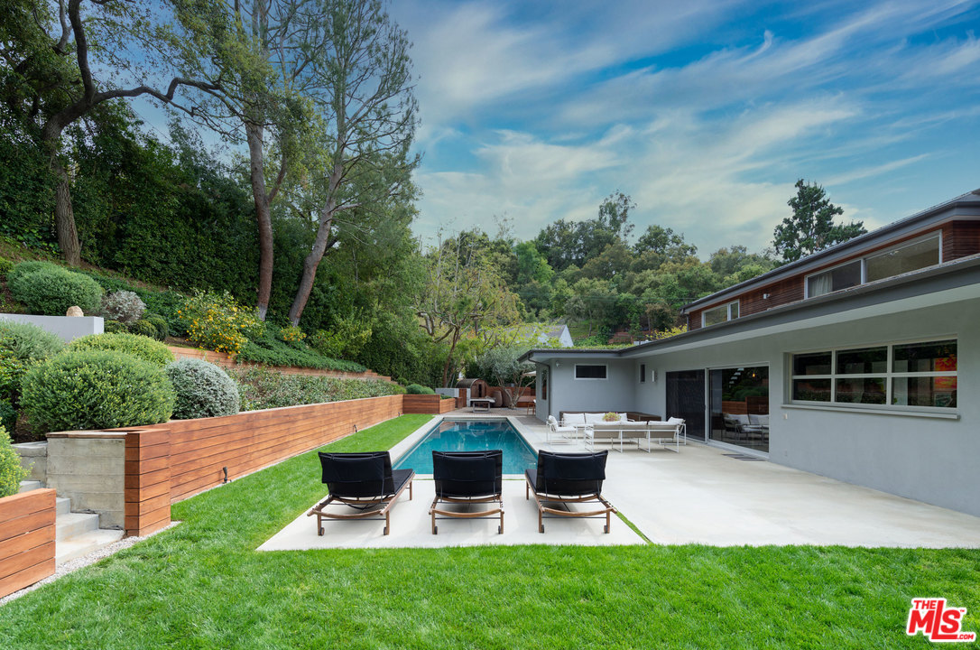 2700 Hutton Drive Beverly Hills, CA 90210 - Photo 17 of 52