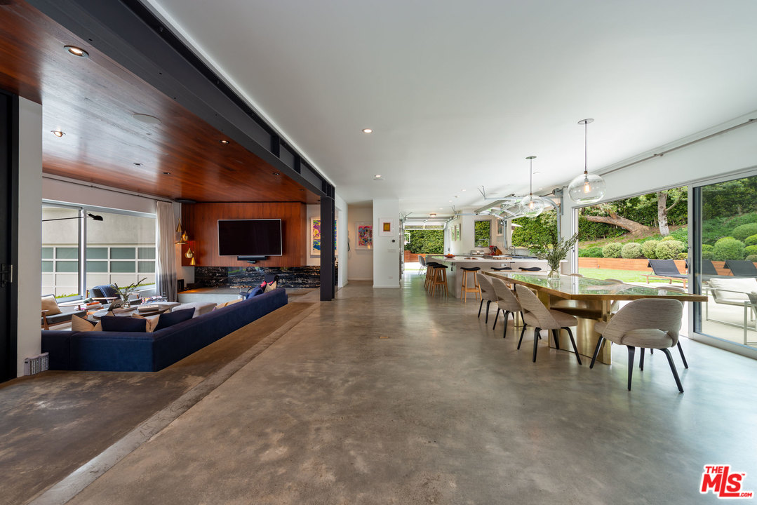 2700 Hutton Drive Beverly Hills, CA 90210 - Photo 5 of 52