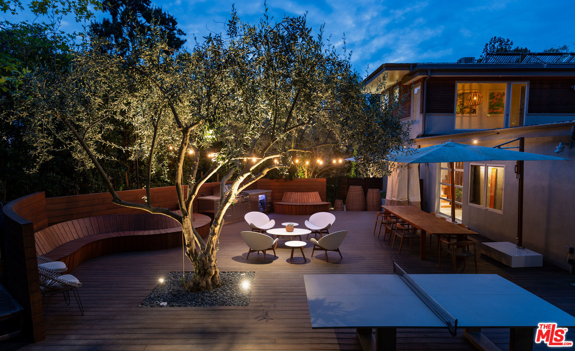 2700 Hutton Drive Beverly Hills, CA 90210 - Photo 48 of 52