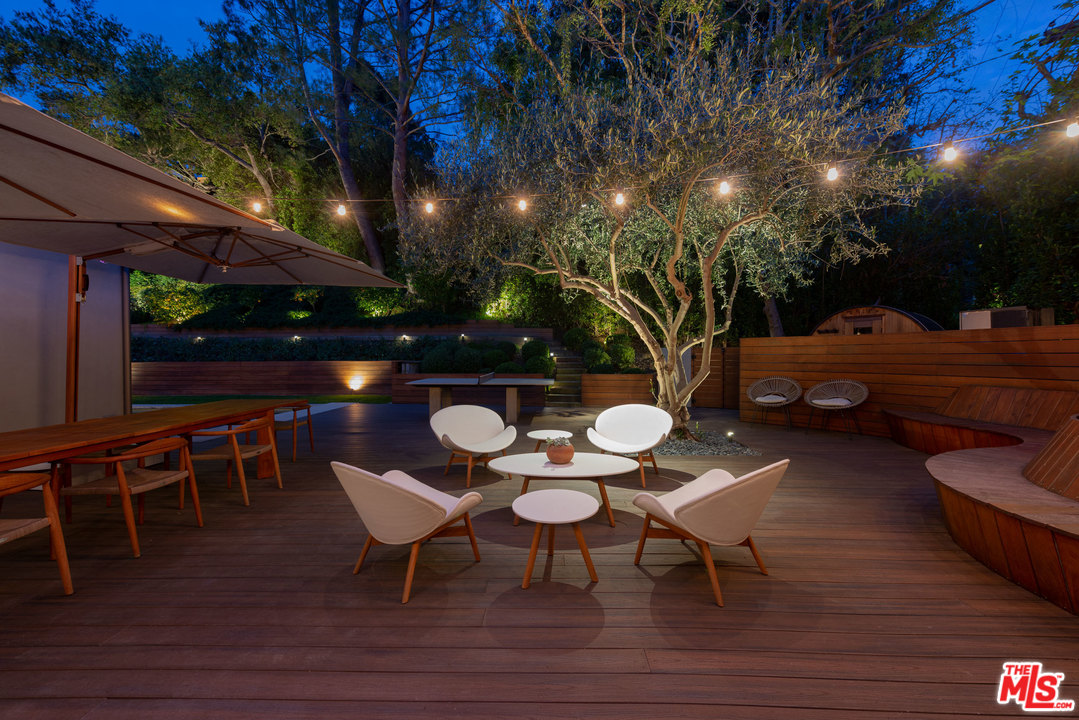 2700 Hutton Drive Beverly Hills, CA 90210 - Photo 49 of 52