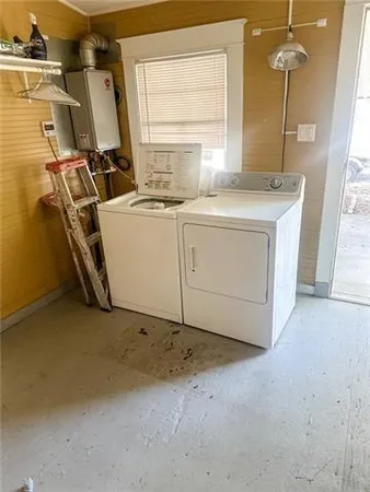 $1,000 | 2118 West Beauregard Street, Chalmette, LA 70043