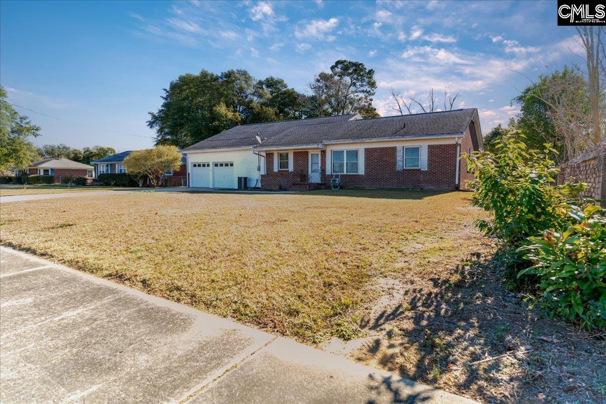 6100 Springfield Road Williston, SC 29853 - Photo 6 of 38