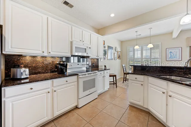 $450,000 | 7 Tallow Drive, Bluffton, SC 29909