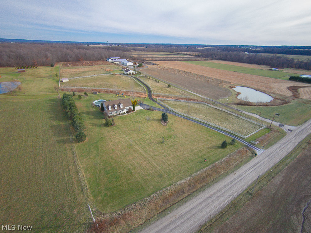 8233 Camp Road Homerville, OH 44235 - Photo 3 of 25 Gallery Image 3