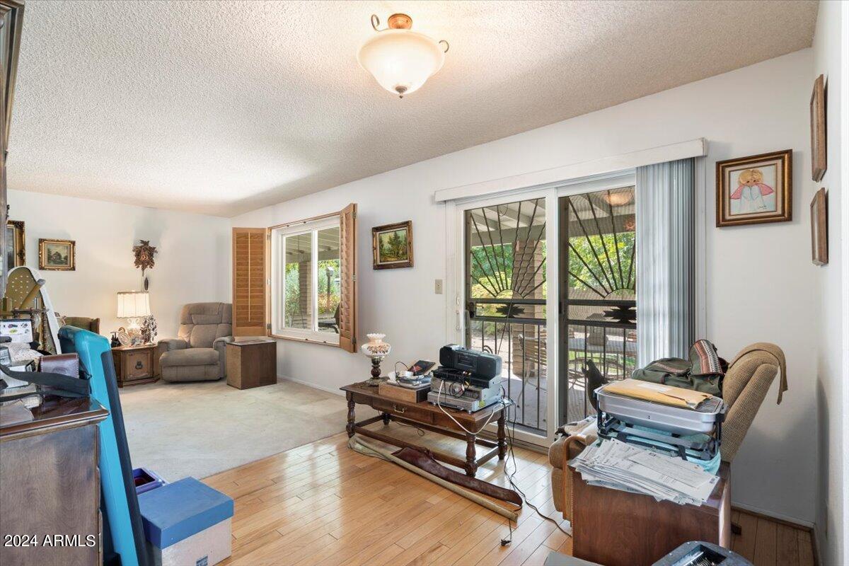 825 East Grandview Road Phoenix, AZ 85022 - Photo 12 of 36 02-63493599