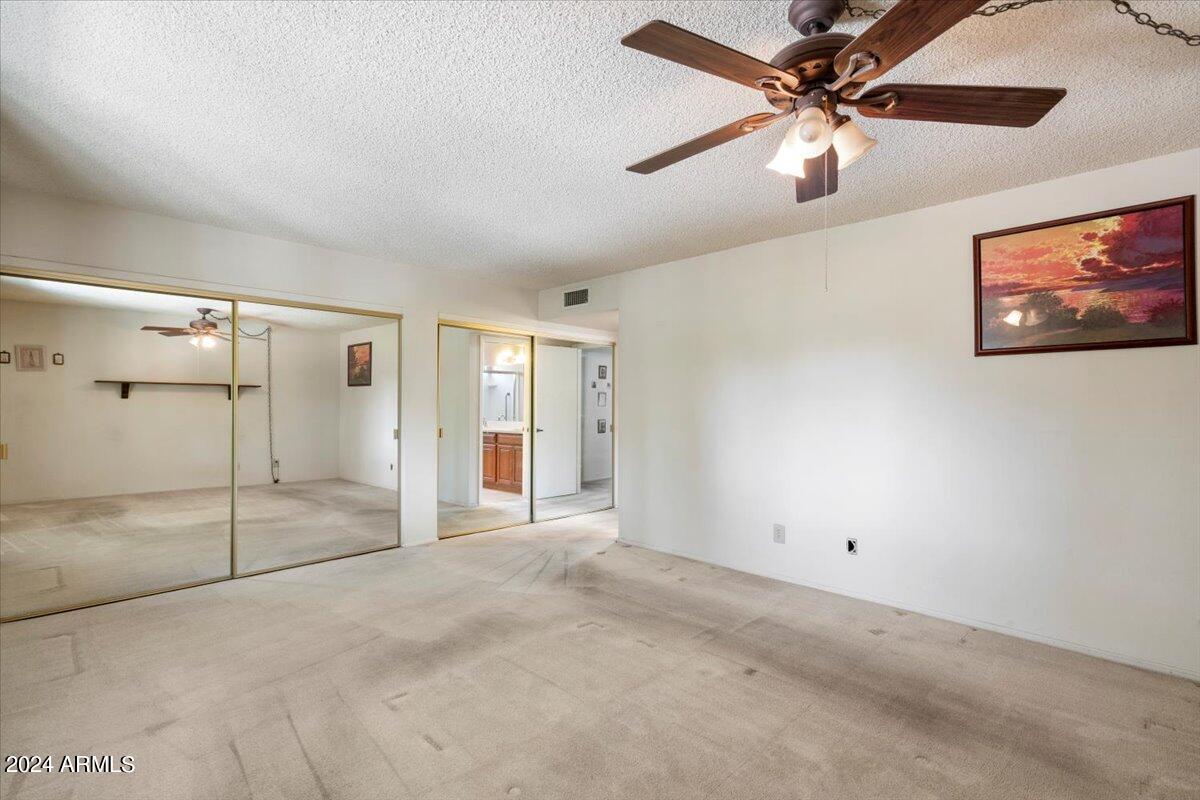 825 East Grandview Road Phoenix, AZ 85022 - Photo 17 of 36 13-63493611