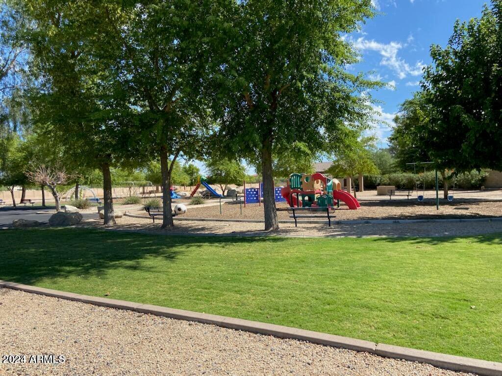 825 East Grandview Road Phoenix, AZ 85022 - Photo 27 of 36 HOA park w shaded ramadas