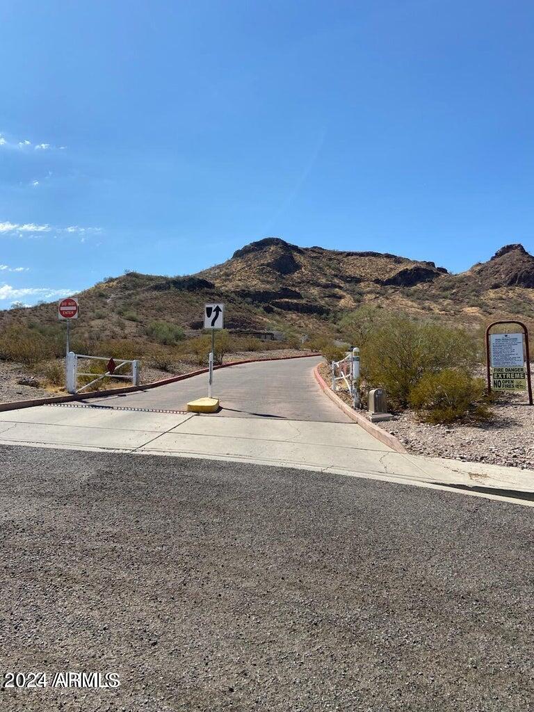 825 East Grandview Road Phoenix, AZ 85022 - Photo 36 of 36 Access to hiking