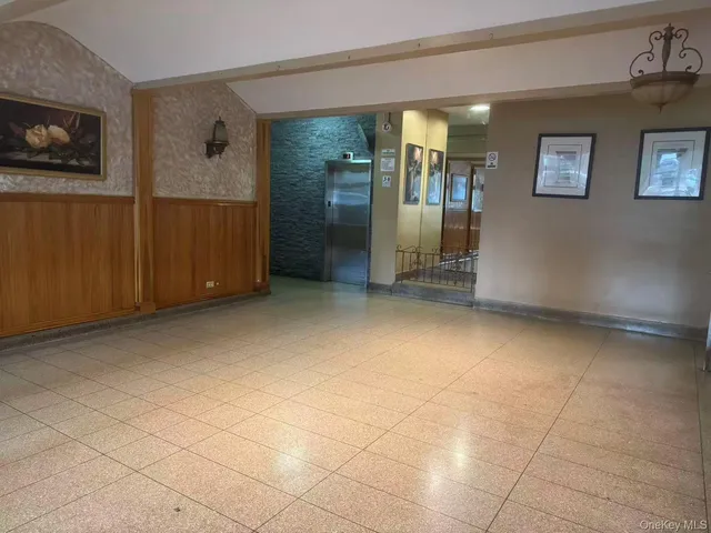 $268,000 | 92-29 Lamont Avenue, Unit 2K | Elmhurst