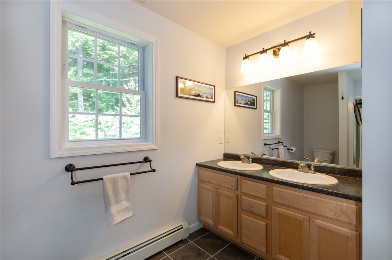 48 Sofia Way Nottingham, NH 03290 - Photo 26 of 35