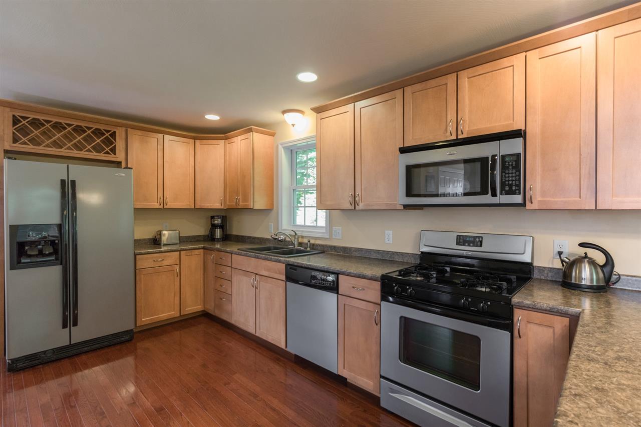 48 Sofia Way Nottingham, NH 03290 - Photo 8 of 35