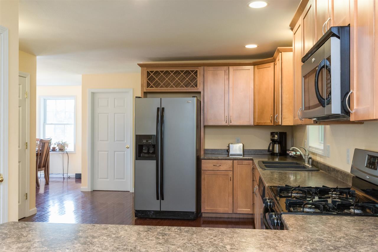 48 Sofia Way Nottingham, NH 03290 - Photo 10 of 35