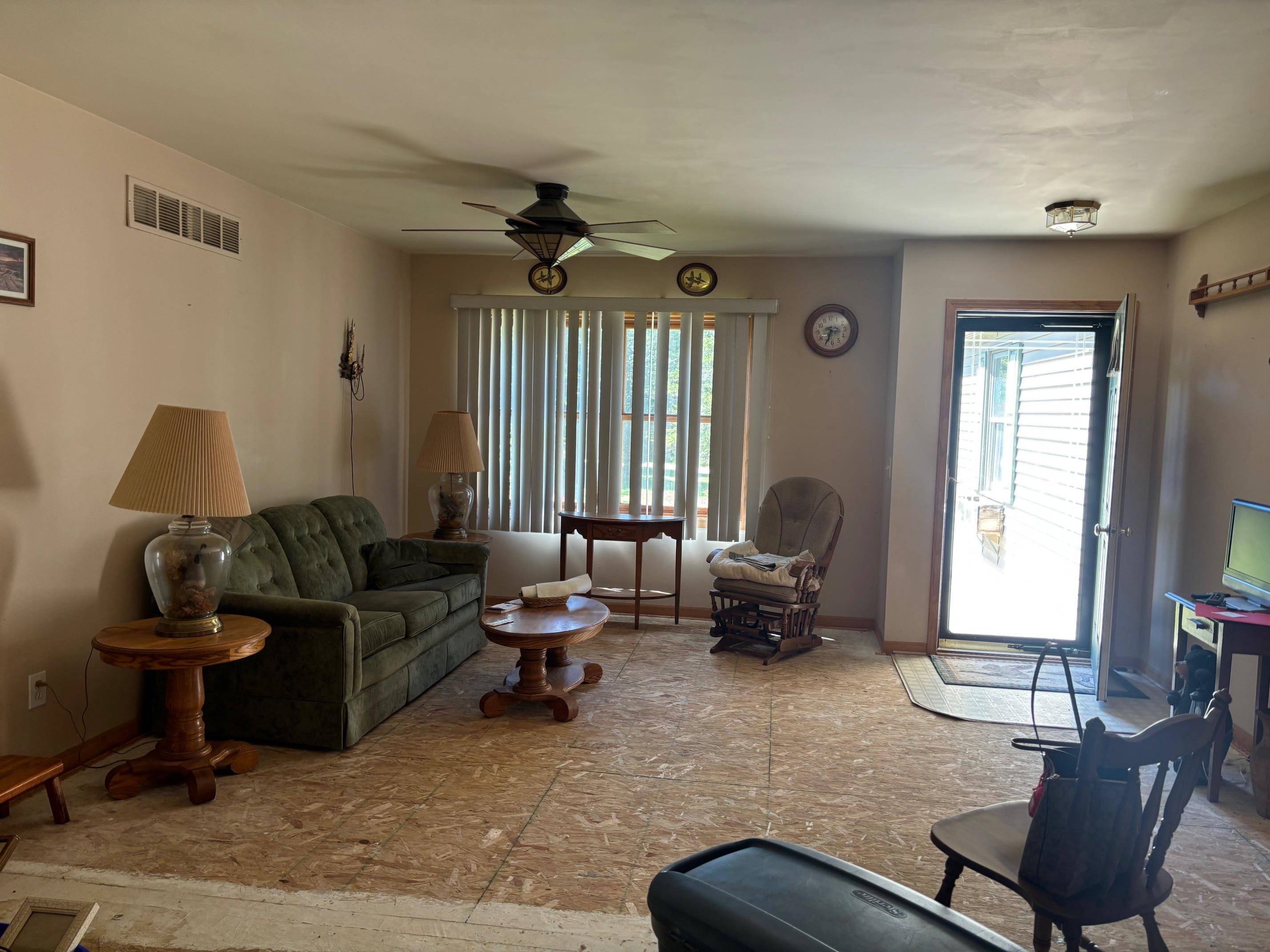 998 Dutcher Road Gladwin, MI 48624 - Photo 5 of 58