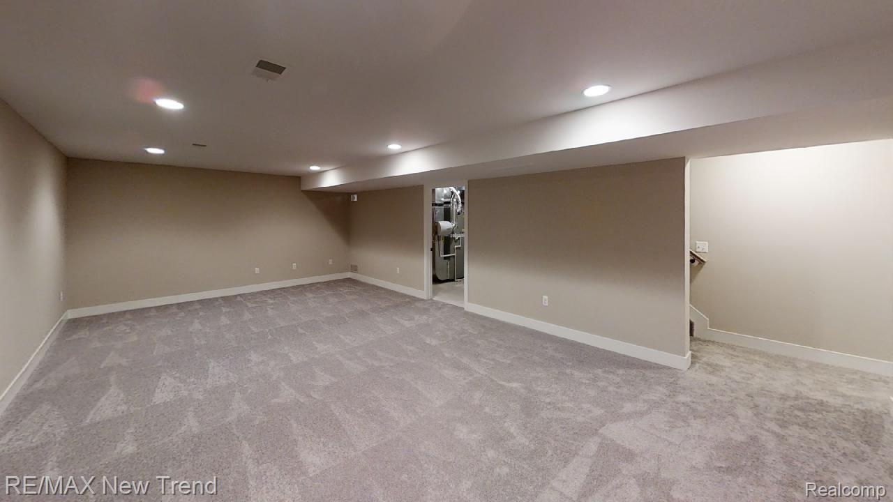 4144 Inverrary Court Commerce Township, MI 48382 - Photo 22 of 25 420-Bennett-Street-Unfurnished(3).jpg