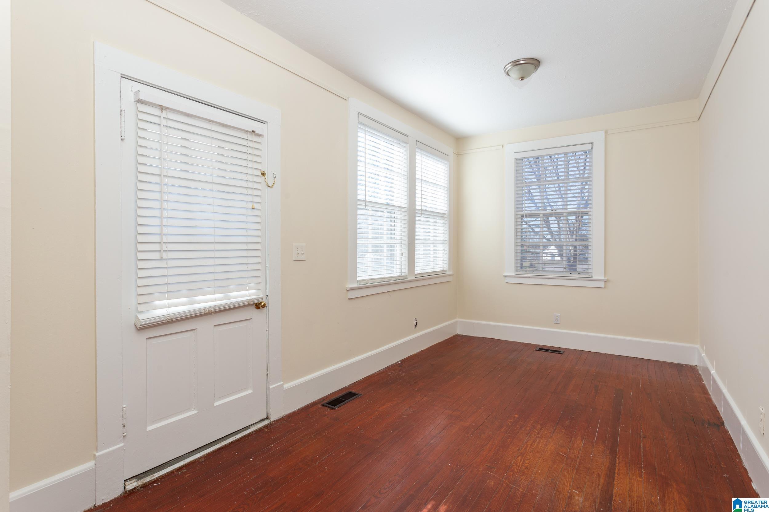 308 Alvin Street Talladega, AL 35160 - Photo 10 of 33
