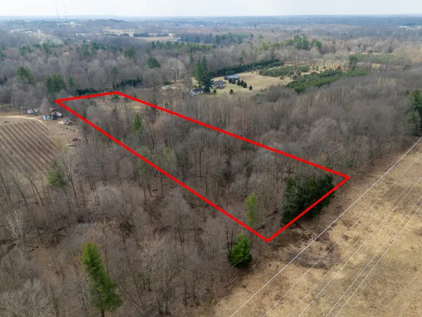 $65,000 | 55126 24th Avenue, Bangor, MI 49013