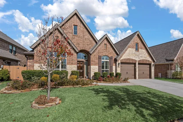 $525,000 | 3932 Pinecrest Peak Drive, Spring, TX 77386
