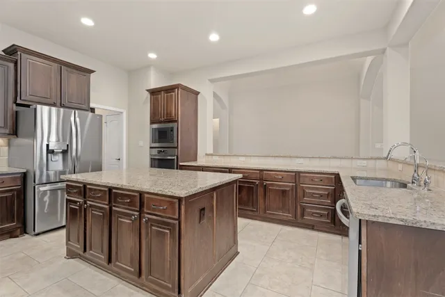 $525,000 | 3932 Pinecrest Peak Drive, Spring, TX 77386