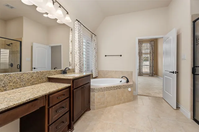 $525,000 | 3932 Pinecrest Peak Drive, Spring, TX 77386