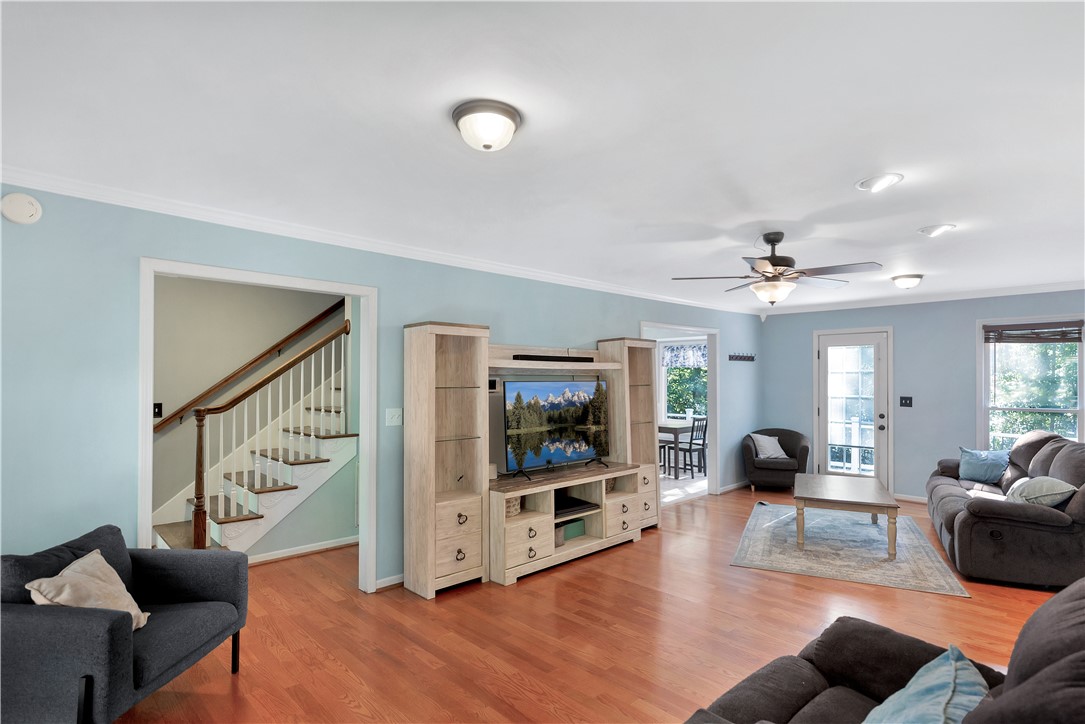 523 Pistol Club Road Easley, SC 29640 - Photo 5 of 39