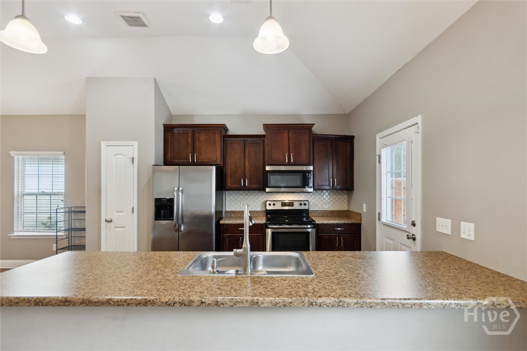 151 Waverly Way Savannah, GA 31407 - Photo 11 of 35