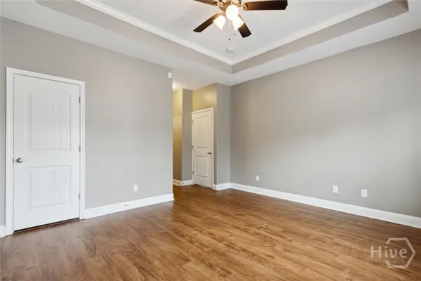 $2,200 | 151 Waverly Way, Savannah, GA 31407