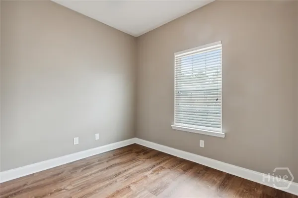 $2,200 | 151 Waverly Way, Savannah, GA 31407