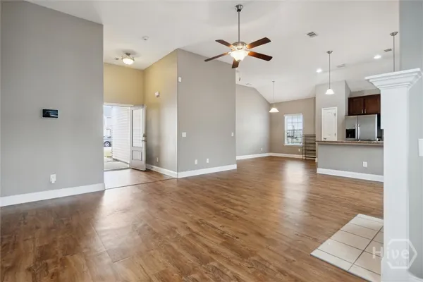 $2,200 | 151 Waverly Way, Savannah, GA 31407