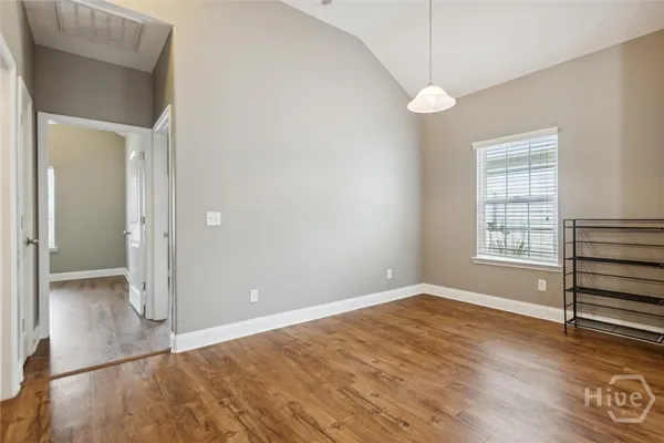 $2,200 | 151 Waverly Way, Savannah, GA 31407