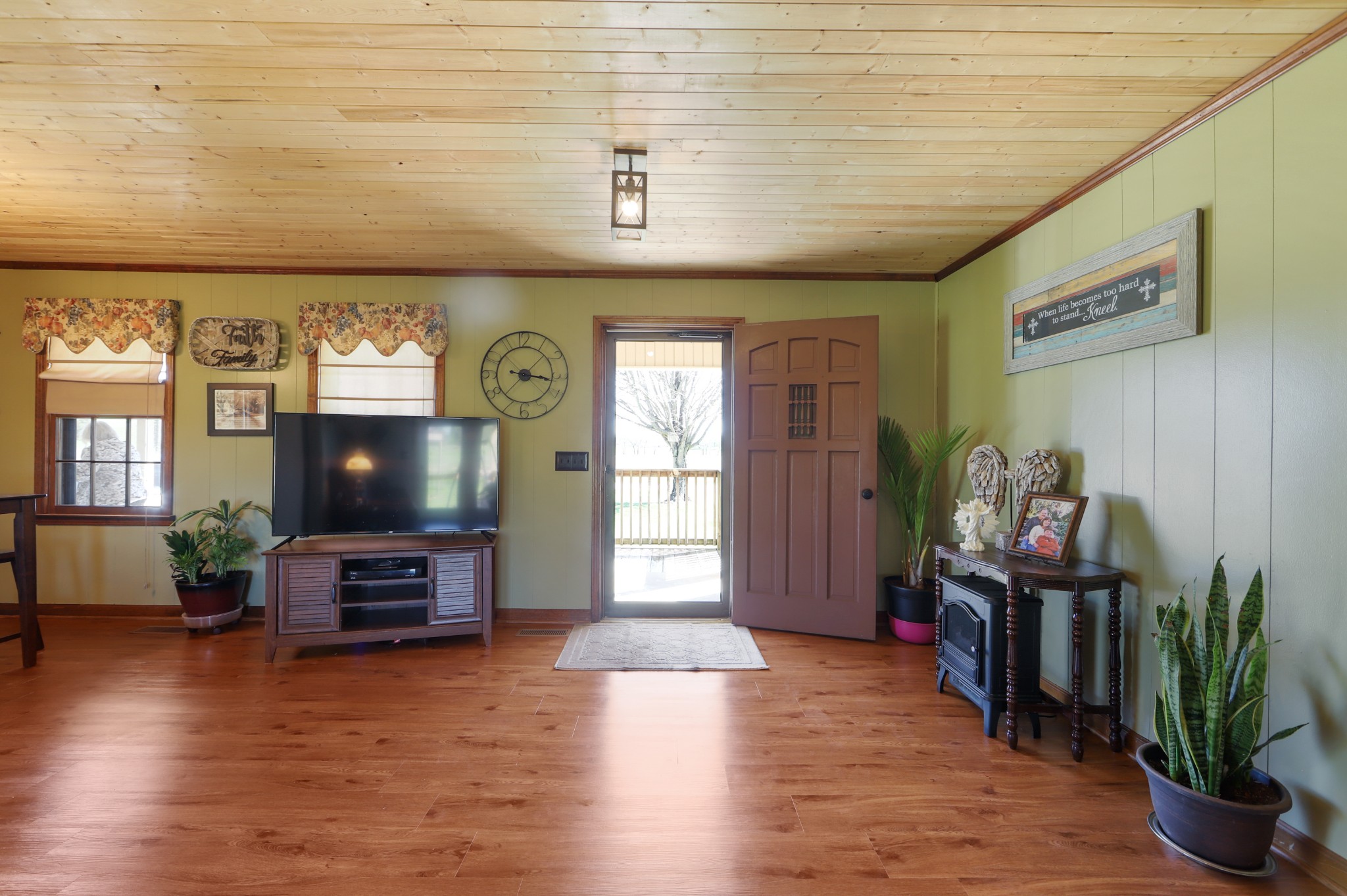 23 Wilburn Hollow Road Riddleton, TN 37151 - Photo 13 of 45 Gallery Image 13
