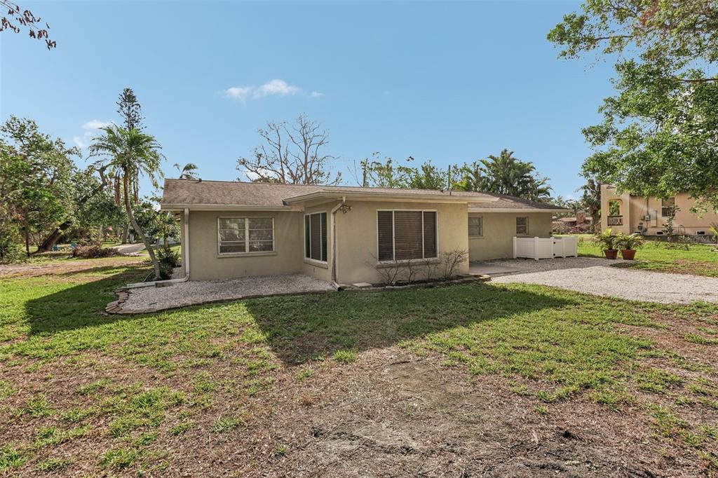 500 Pameto Road Nokomis, FL 34275 - Photo 44 of 45 Rear elevation