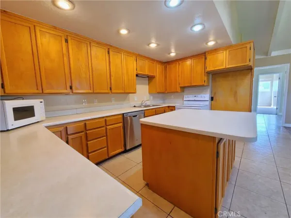 $2,395 | 13195 Bryant Street, Unit FRONT, Yucaipa, CA 92399