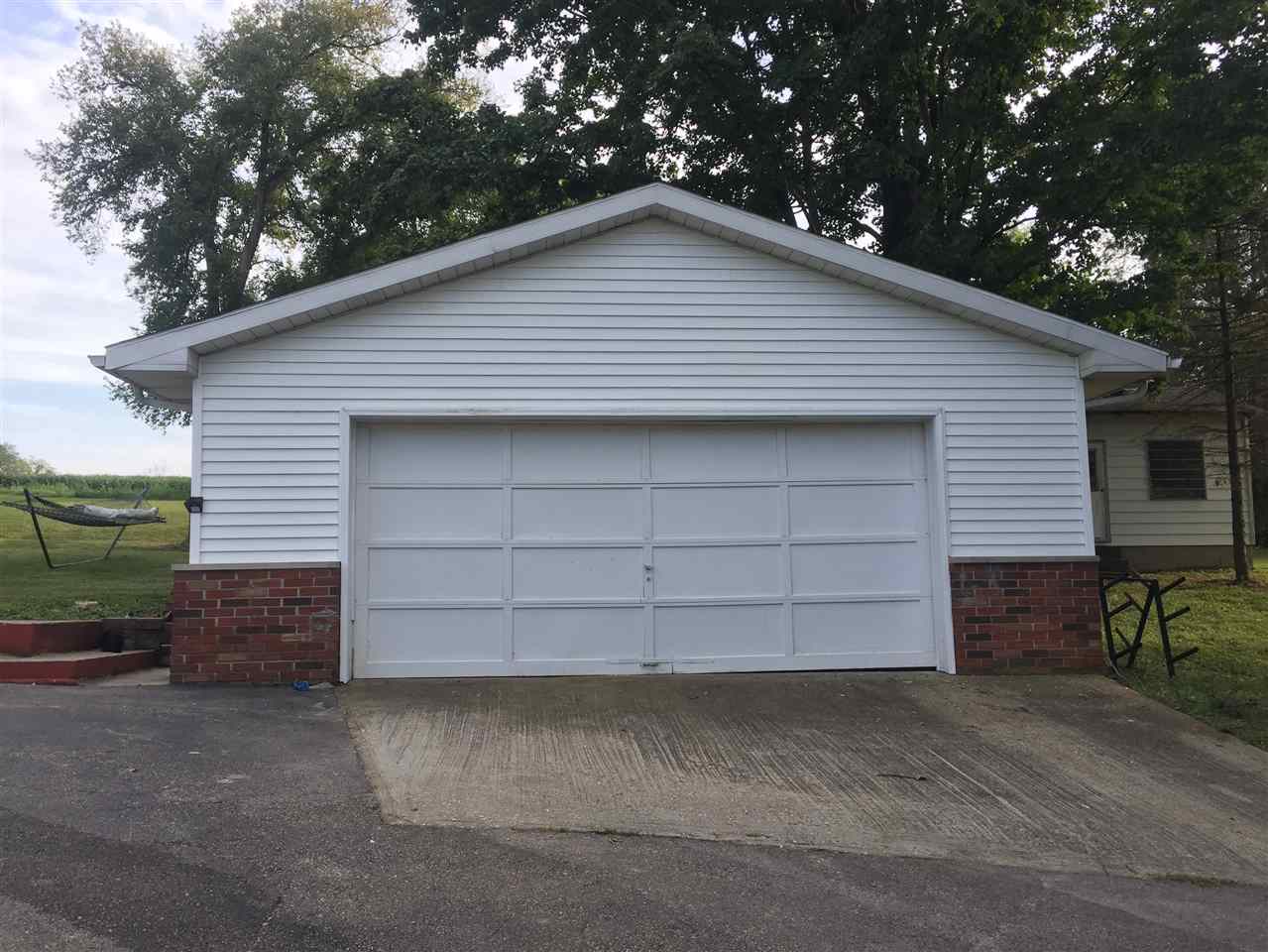 432 Wallner Quarry Road Bedford, IN 47421 - Photo 2 of 19 Gallery Image 2
