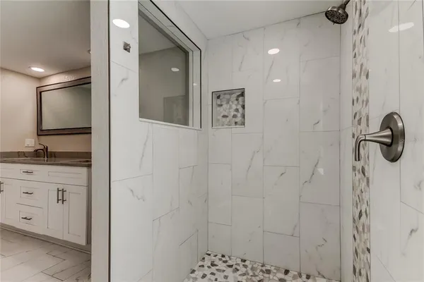 $369,000 | 1353 Mary L Road, Clearwater, FL 33755