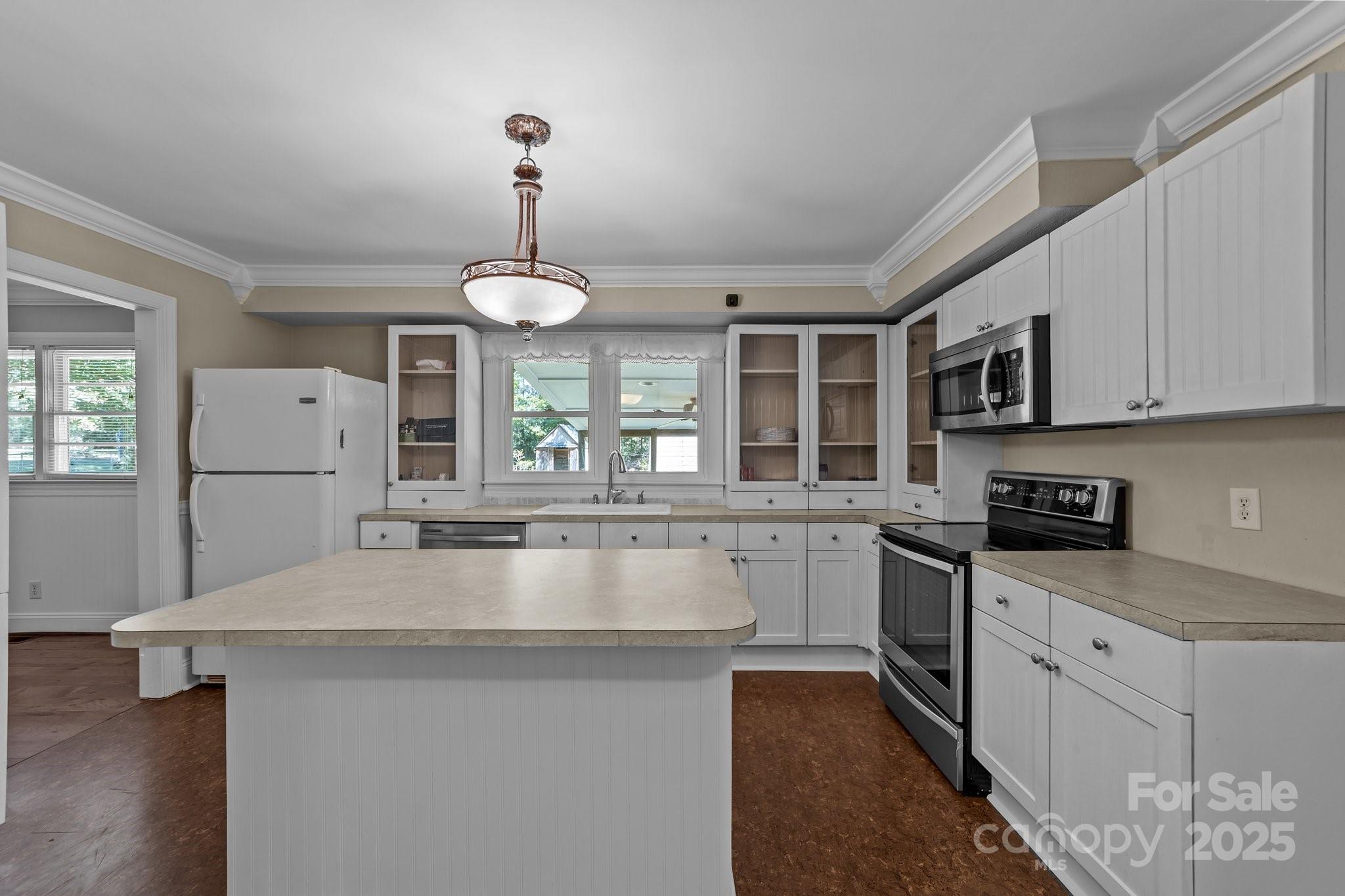 220 Hazel Street China Grove, NC 28023 - Photo 9 of 29