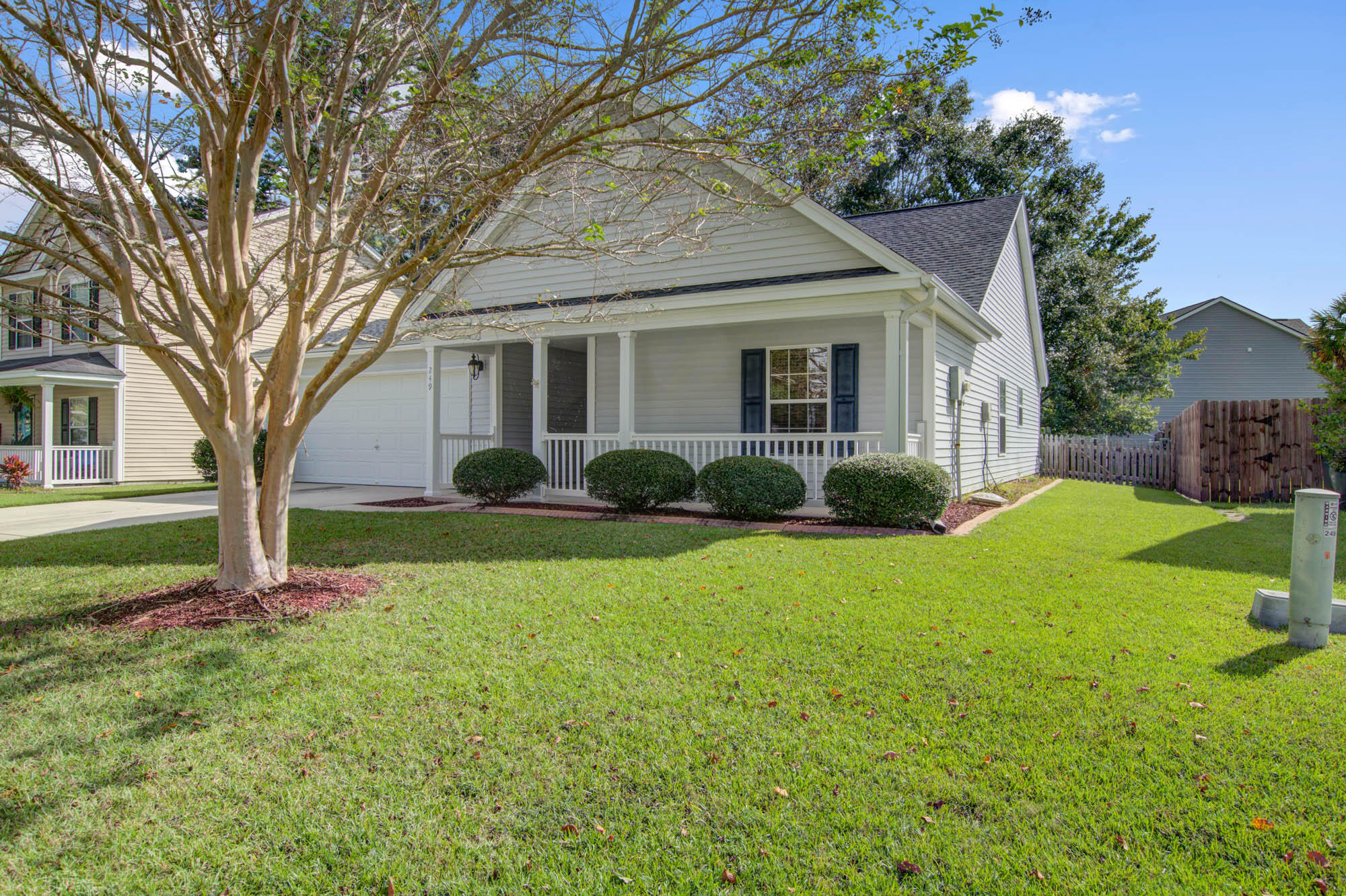 249 Eagle Ridge Road Summerville, SC 29485 - Photo 2 of 26 249 Eagle Ridge-CalSiglerPhotography (2)