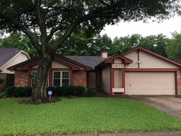 $1,950 | 1814 Brushy Creek Drive, Sugar Land, TX 77478