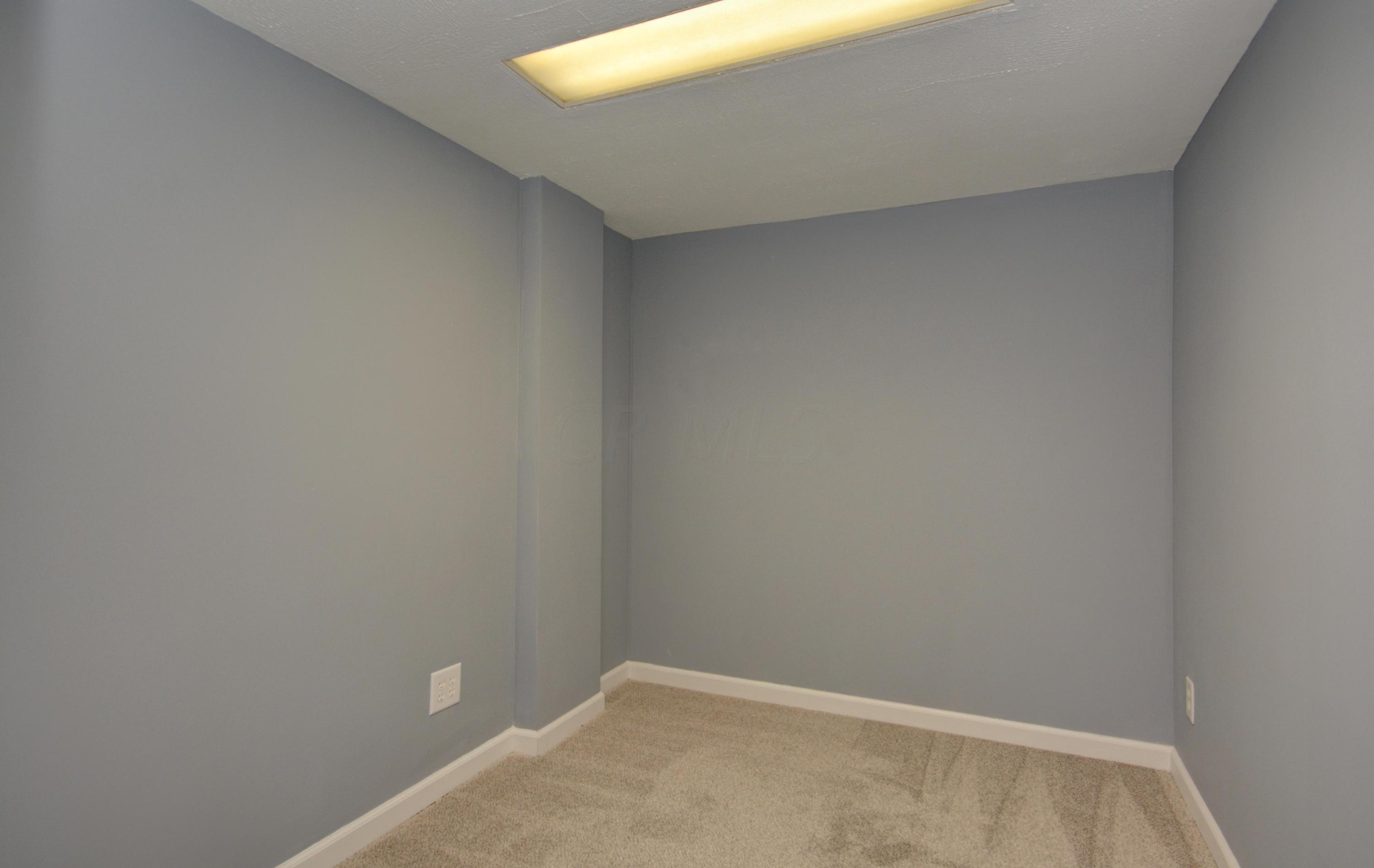 199 North Gould Road Columbus, OH 43209 - Photo 23 of 32