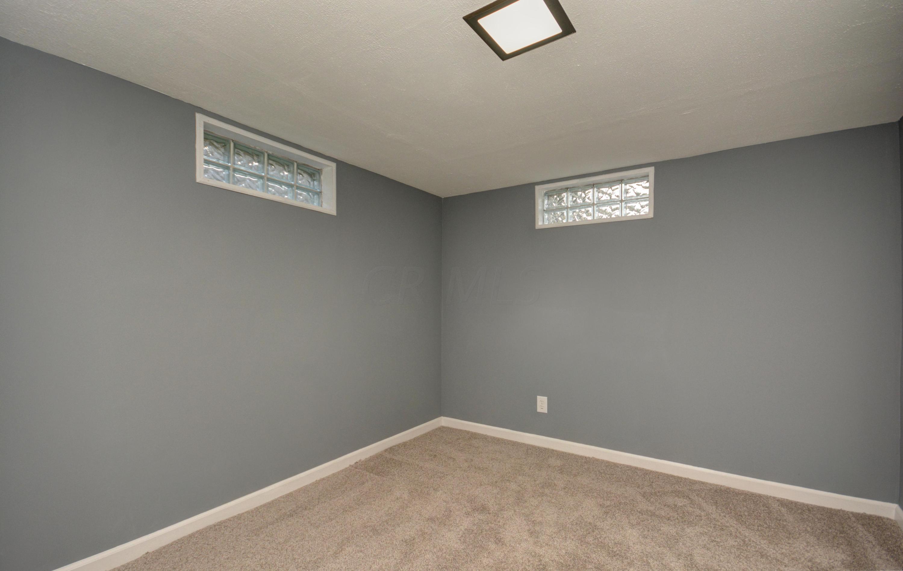 199 North Gould Road Columbus, OH 43209 - Photo 24 of 32