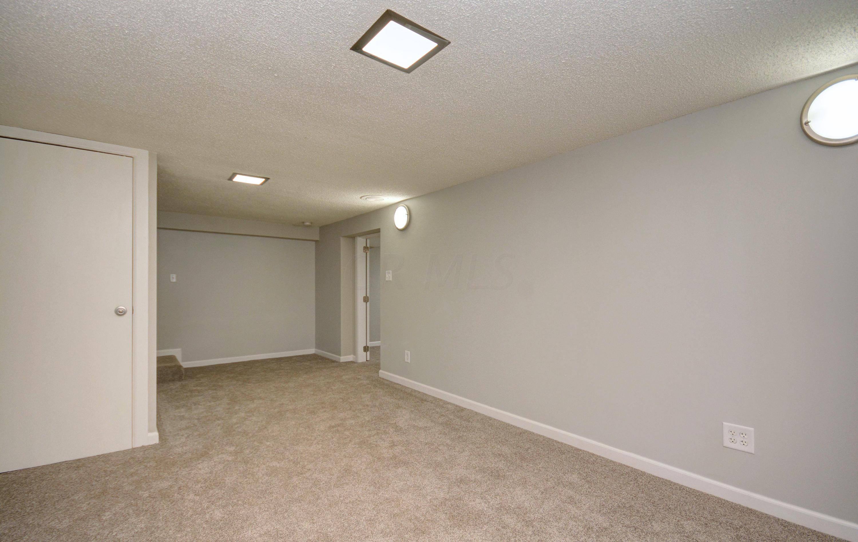 199 North Gould Road Columbus, OH 43209 - Photo 27 of 32