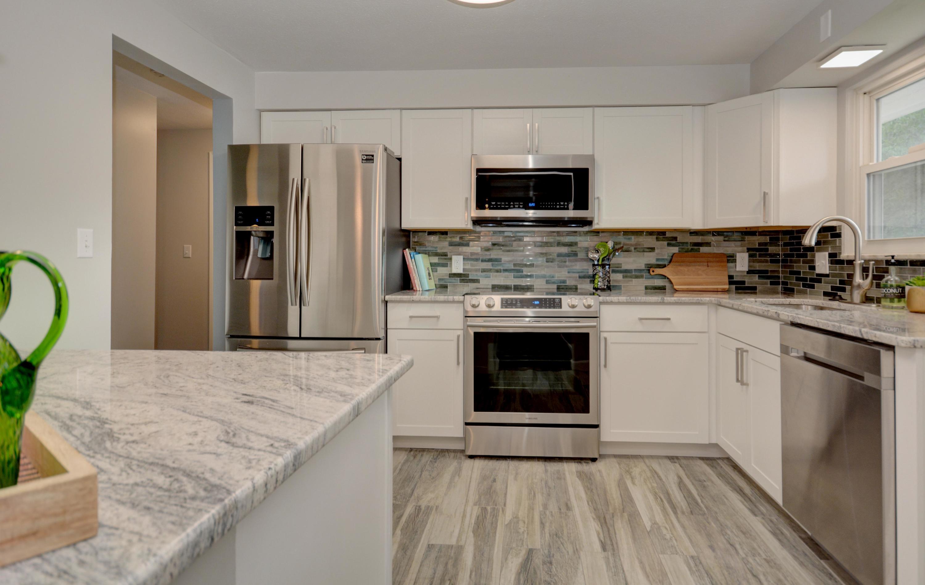 199 North Gould Road Columbus, OH 43209 - Photo 8 of 32