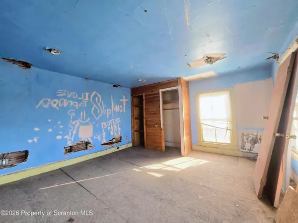 $69,000 | 86 1/2 Belmont Street, Carbondale, PA 18407