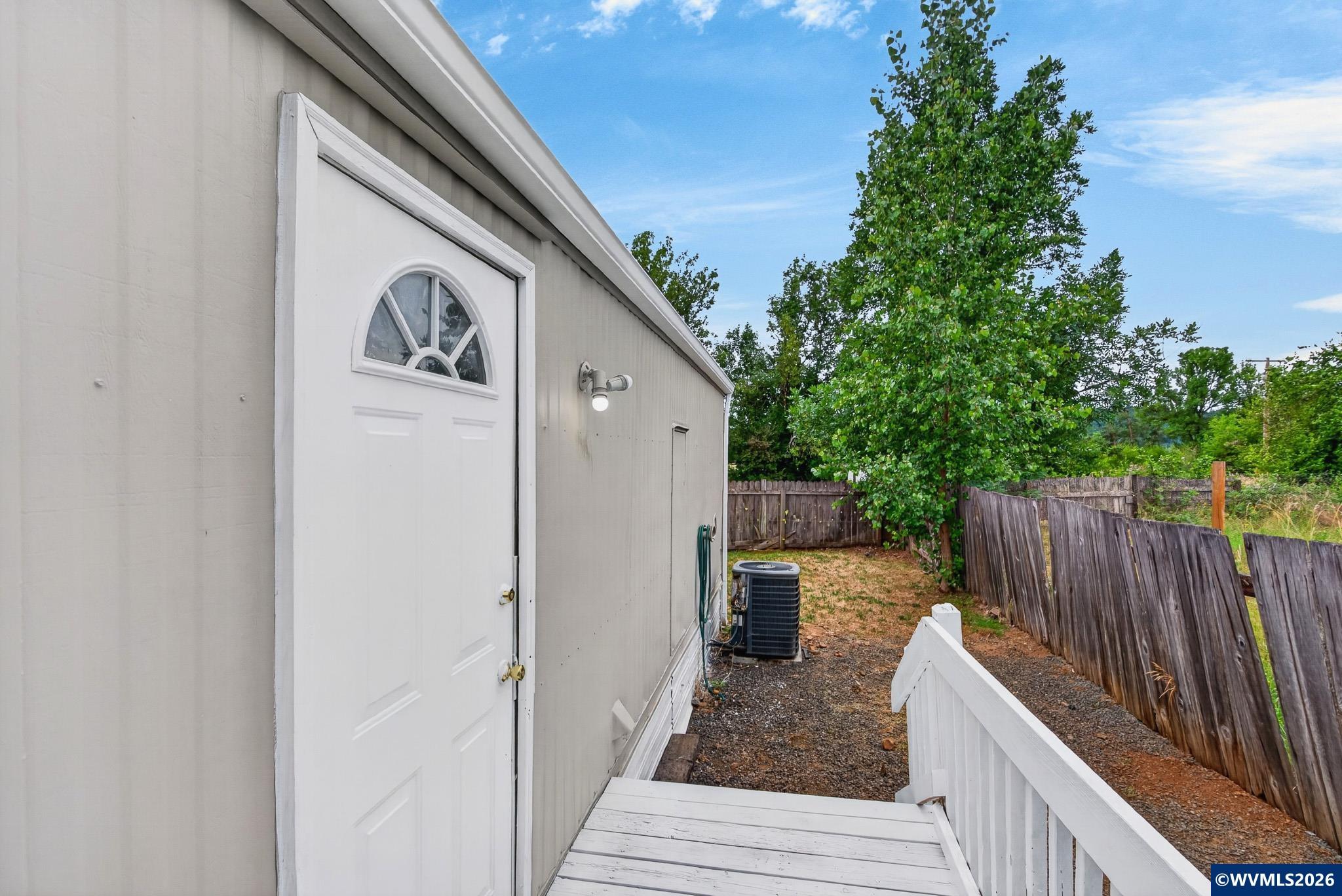 25182 Alpine Road Monroe, OR 97456 - Photo 27 of 36
