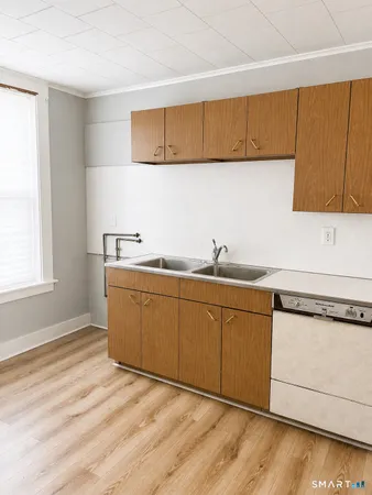 $1,500 | 29 Clairmont Avenue, Unit 1, Waterbury, CT 06708