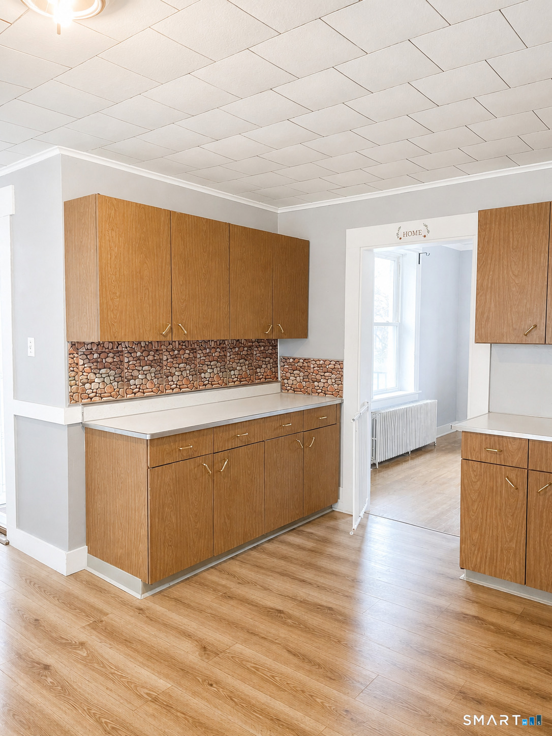 29 Clairmont Avenue, Unit 1 Waterbury, CT 06708 - Photo 3 of 8