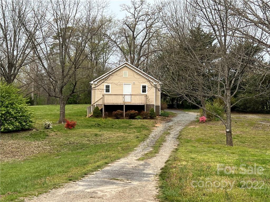 4438 Mt Olive Church Road Morganton, NC 28655 - Photo 10 of 35 Gallery Image 10