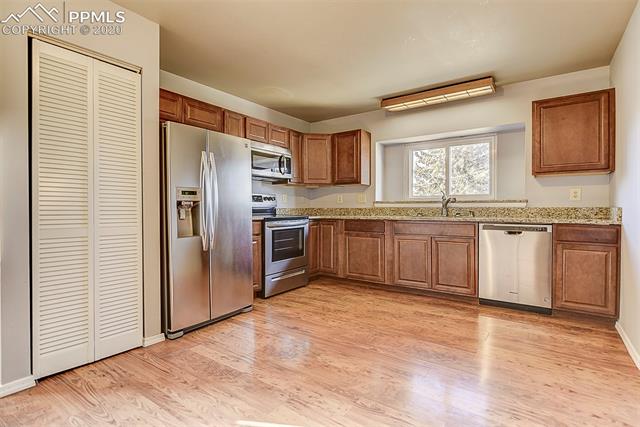 7930 Summit Ridge Place Colorado Springs, CO 80920 - Photo 3 of 5 Gallery Image 3