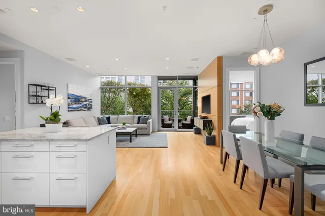 $1,275,000 | 1177 22nd Street Northwest, Unit 4F, Washington, DC 20037